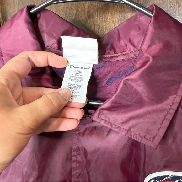 Vintage Champion Women's Burgundy Bomber Jacket size S oversized cropped - Picture 9 of 14